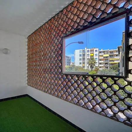 Immogroom - Modern Terraces Air Conditioner * Cannes